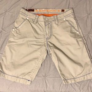 Men’s size 33 Rock Revival shorts
